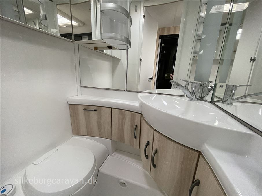 Hobby De Luxe 540 UL